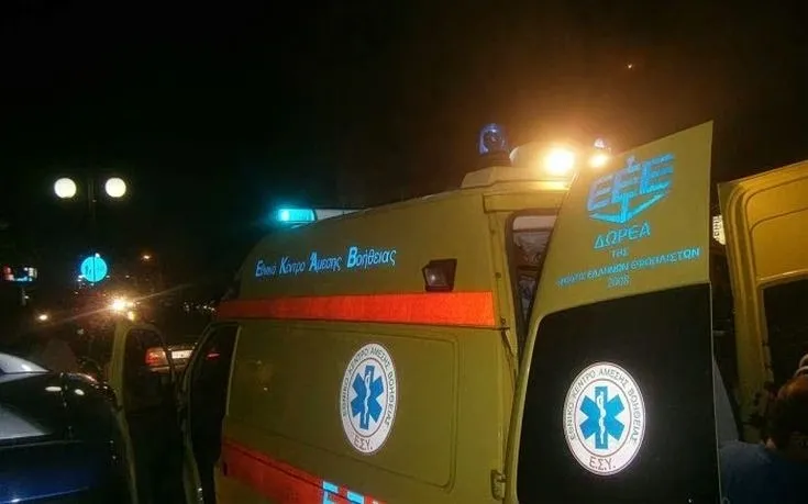 Όχημα πυροσβεστικής σε δυστύχημα στην Κρυοπηγή Χαλκιδικής