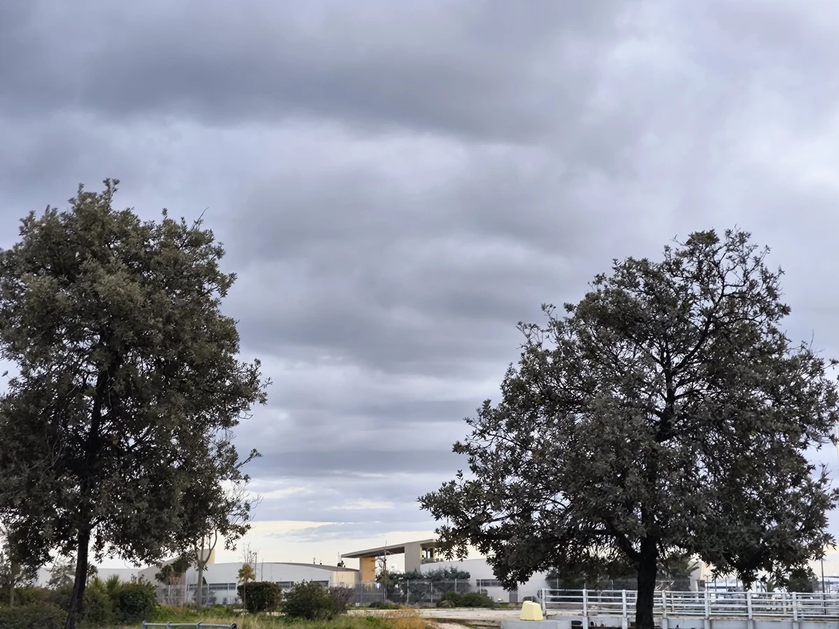 θερμόμετρο καλοκαιρινός ήλιος καιρός σήμερα Ελλάδα