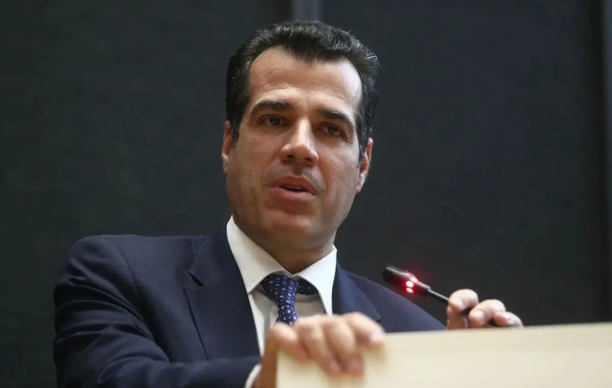 Ο Θάνος Πλεύρης μιλά για τη μεταναστευτική πολιτική στον φράχτη του Έβρου