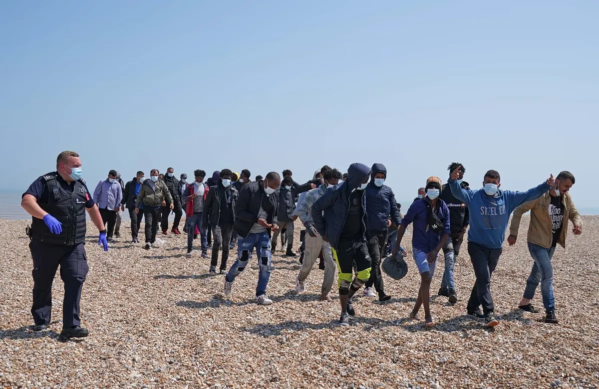 Μελόνι και Φρεντέρικσεν δήλωση κατά μετανάστευσης