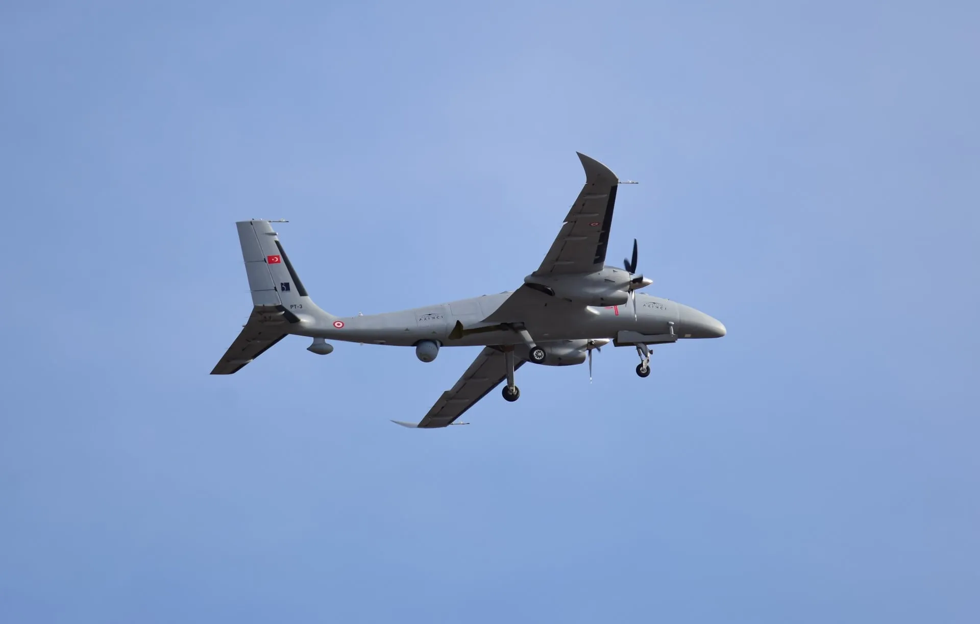 Τουρκικό drone Akinci πάνω από το Αιγαίο