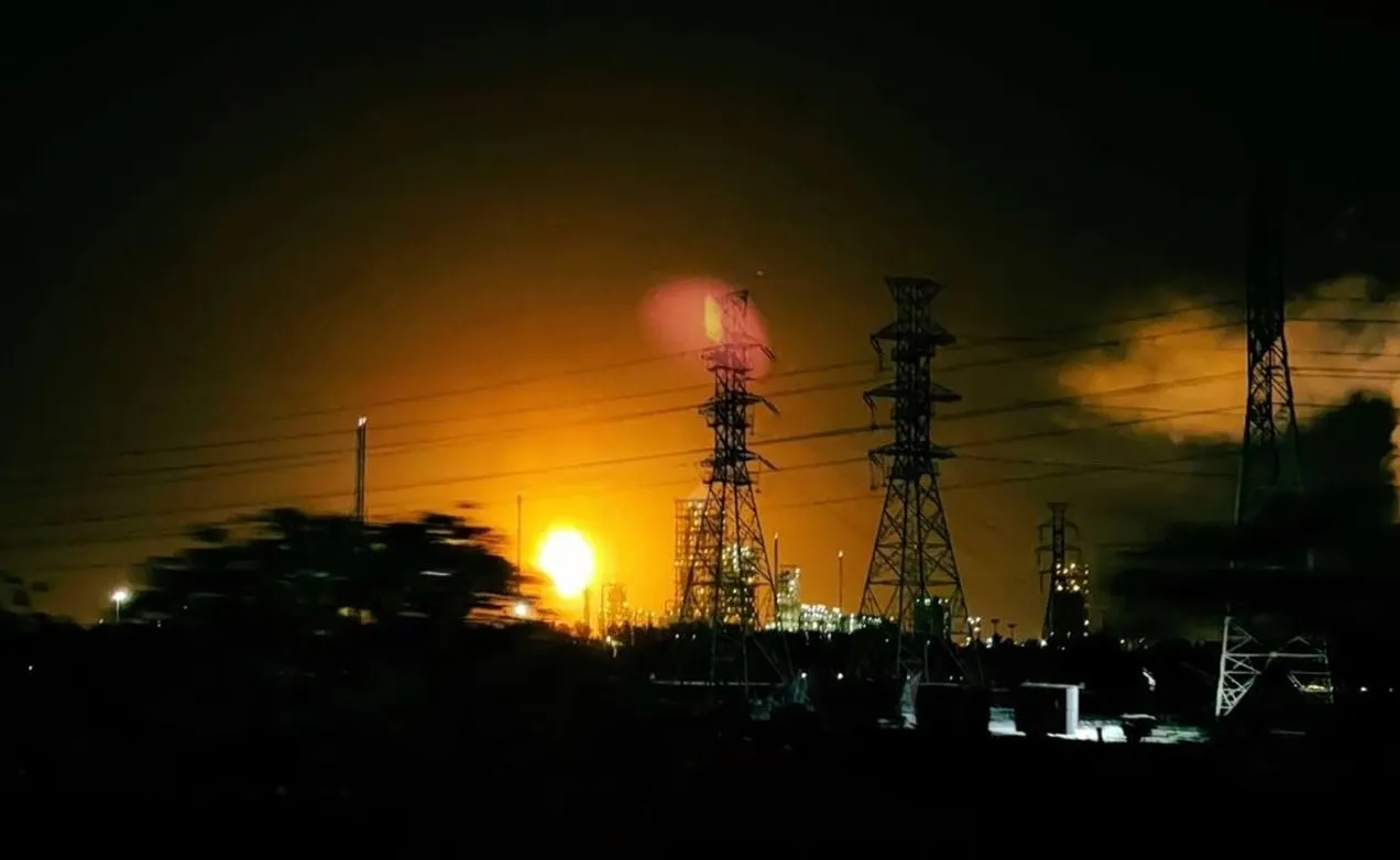 Φωτιά στο διυλιστήριο της Aramco στην Τζιζάν
