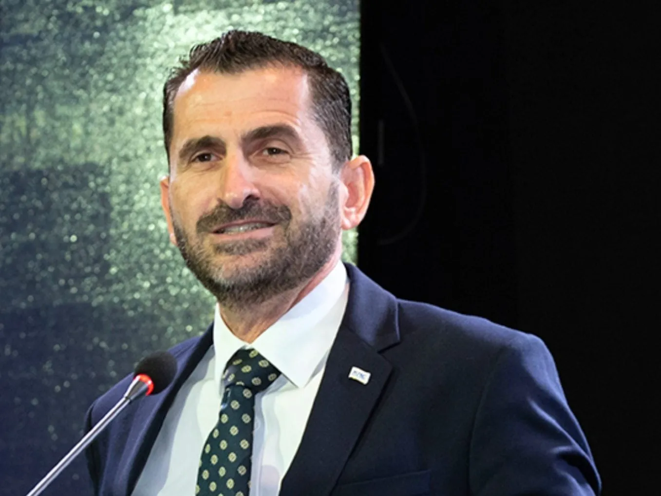 Πλοία στα Στενά του Ορμούζ κατά τη διέλευση