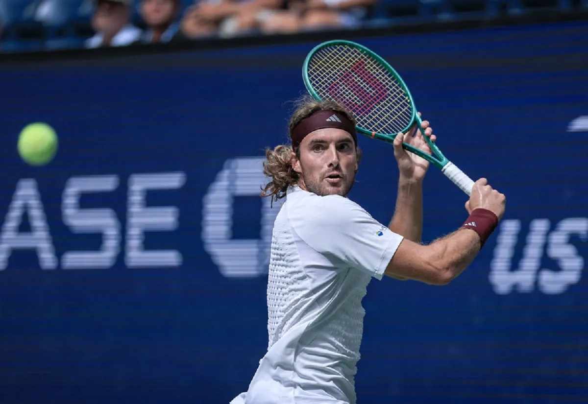 Ο Τσιτσιπάς πανηγυρίζει την πρόκριση στο US Open
