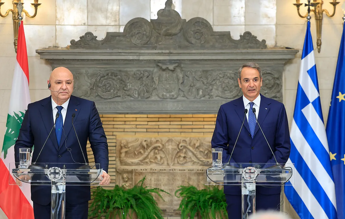 Ο Μητσοτάκης με τον Πρόεδρο του Λιβάνου Αούν στο Μαξίμου