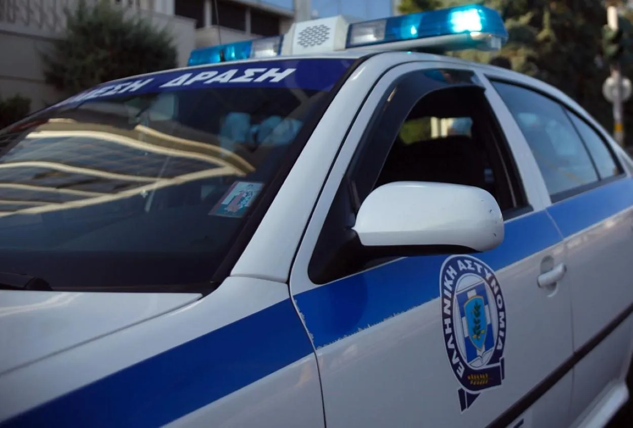 Σύλληψη πέντε νεαρών στο λιμάνι Ρεθύμνου