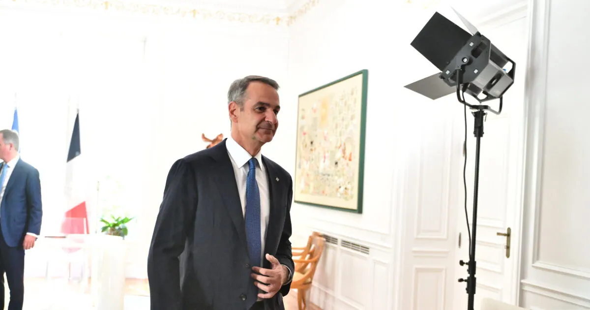 Ο Μητσοτάκης παρουσιάζει την πλατφόρμα myAGRO στην ΑΑΔΕ