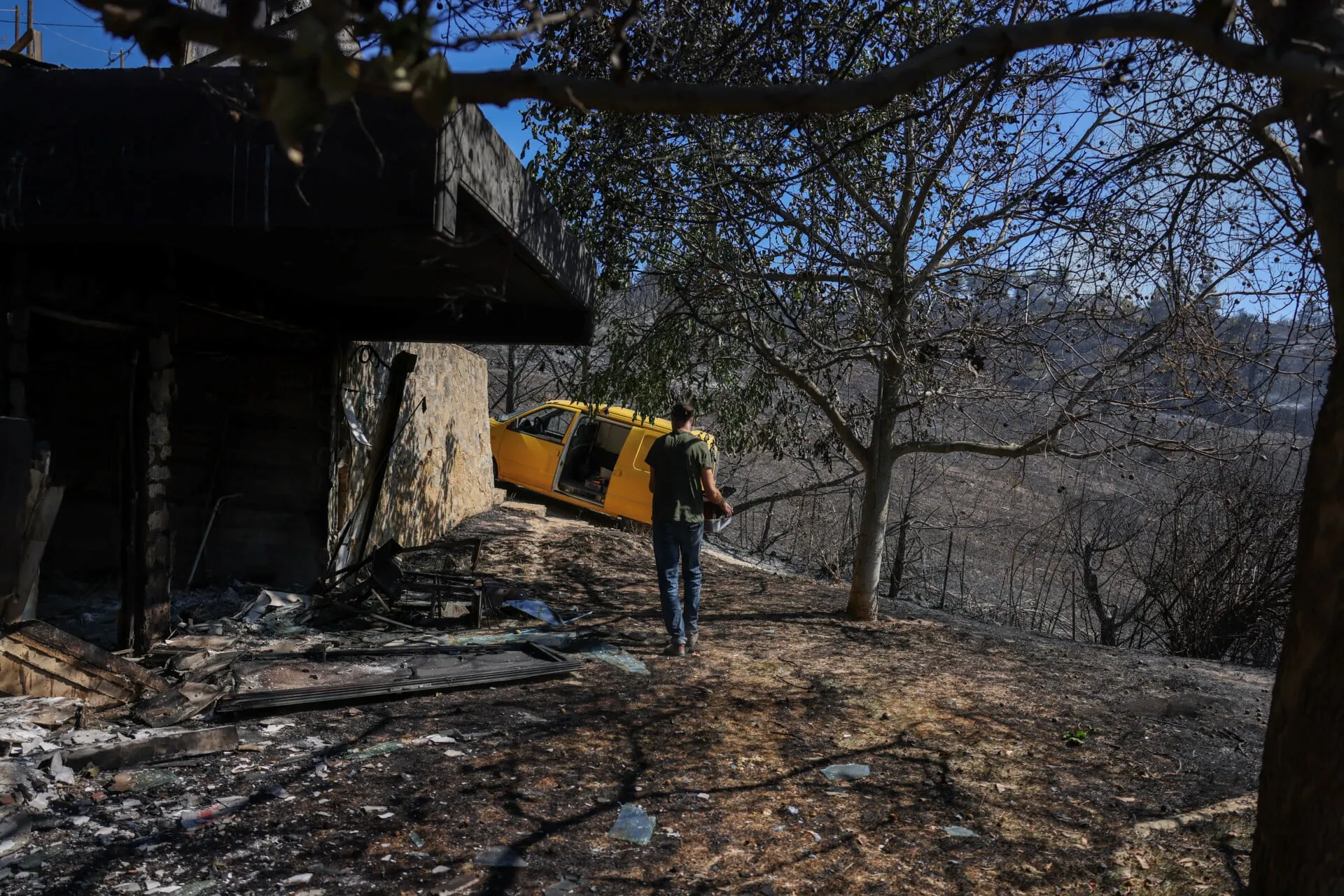 Κατσαφάδος ανακοινώνει αποζημιώσεις για πυρόπληκτους στην Ελλάδα