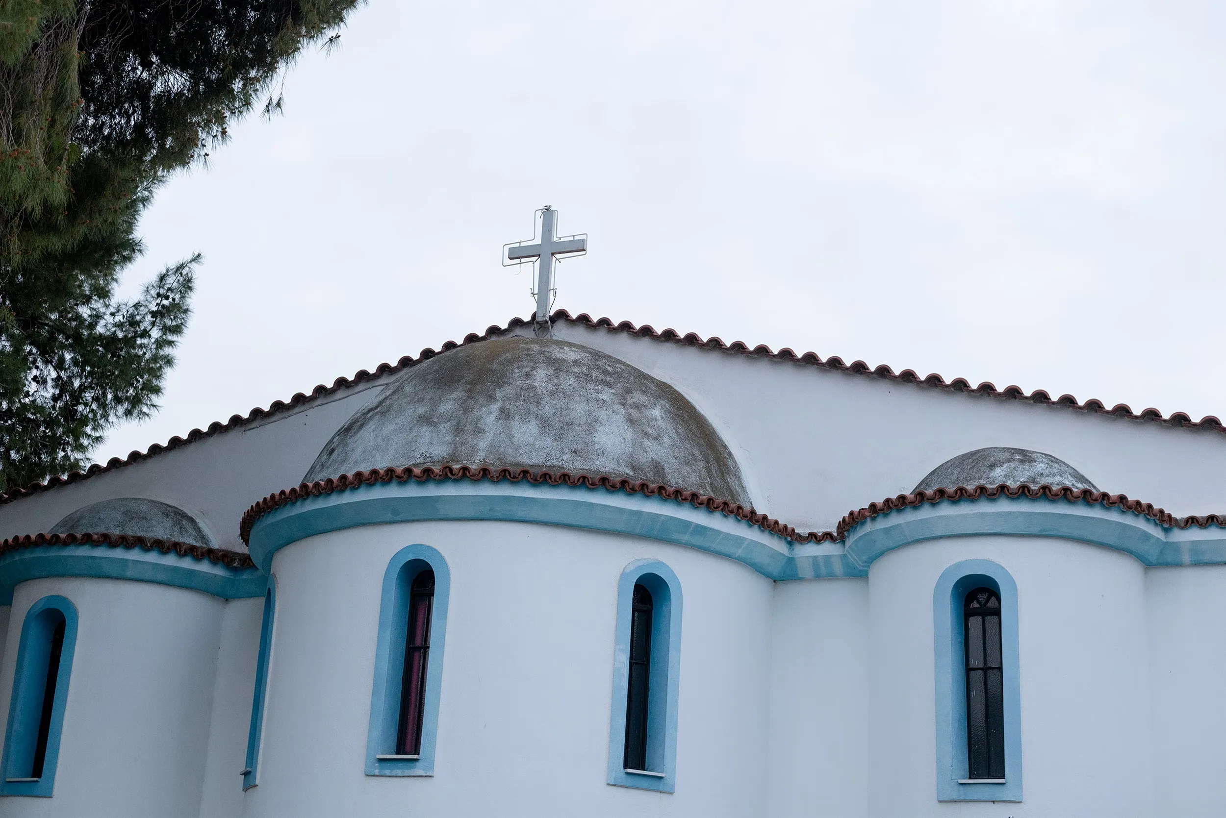 Θερμόμετρο και ήλιος συμβολίζουν τον καύσωνα στην Ελλάδα