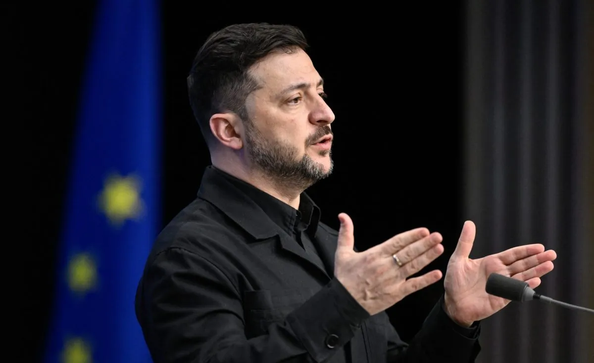 Σημαίες Ρωσίας και Ουκρανίας συνομιλίες ανταλλαγή αιχμαλώτων
