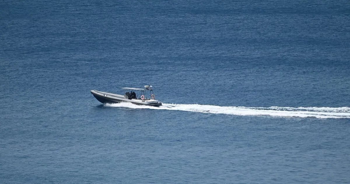 Πλωτό σκάφος Λιμενικού Σώματος στο Πόρτο Ράφτη
