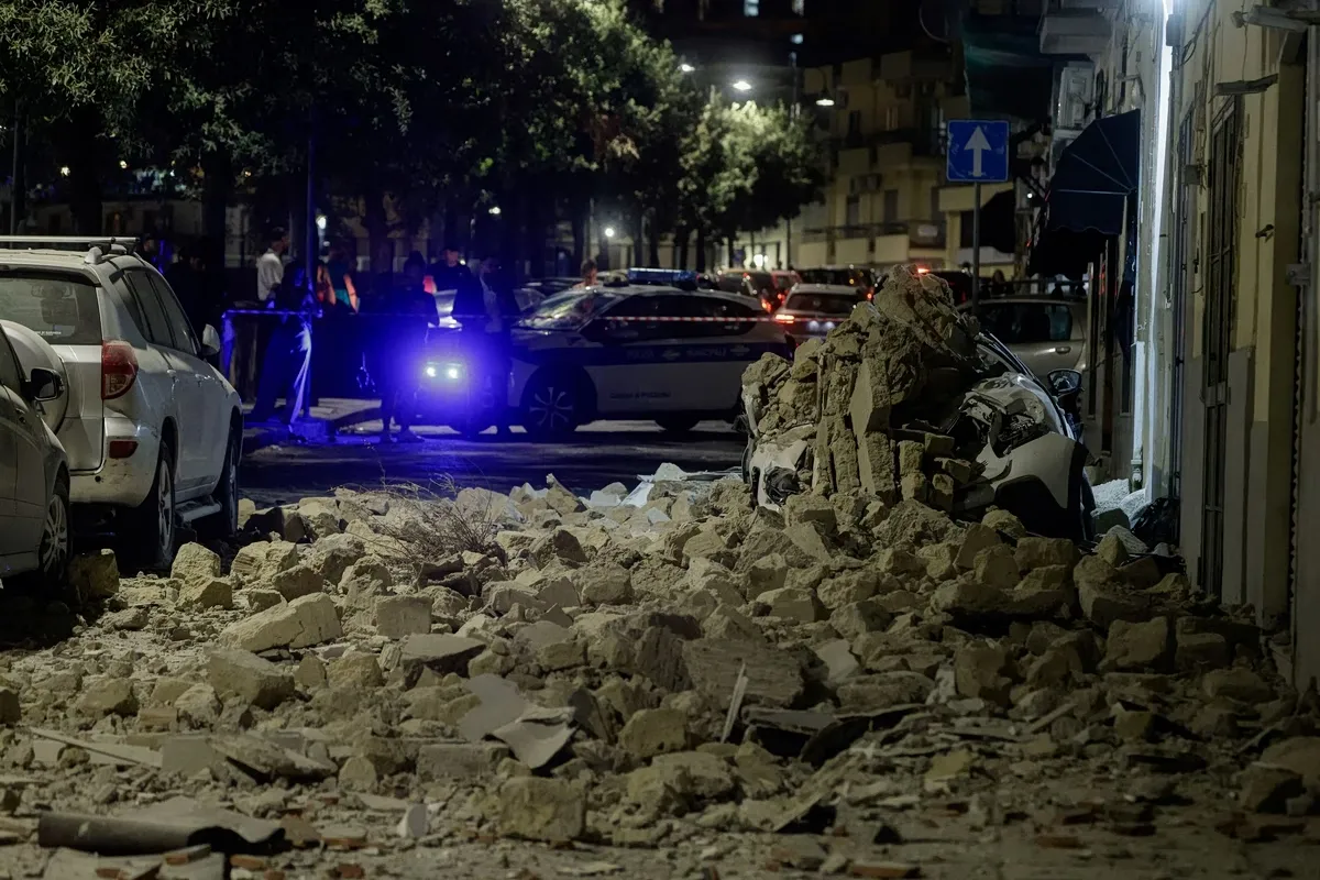 Ζημιές από τον σεισμό στη Νάπολη κοντά στο Ποτσουόλι