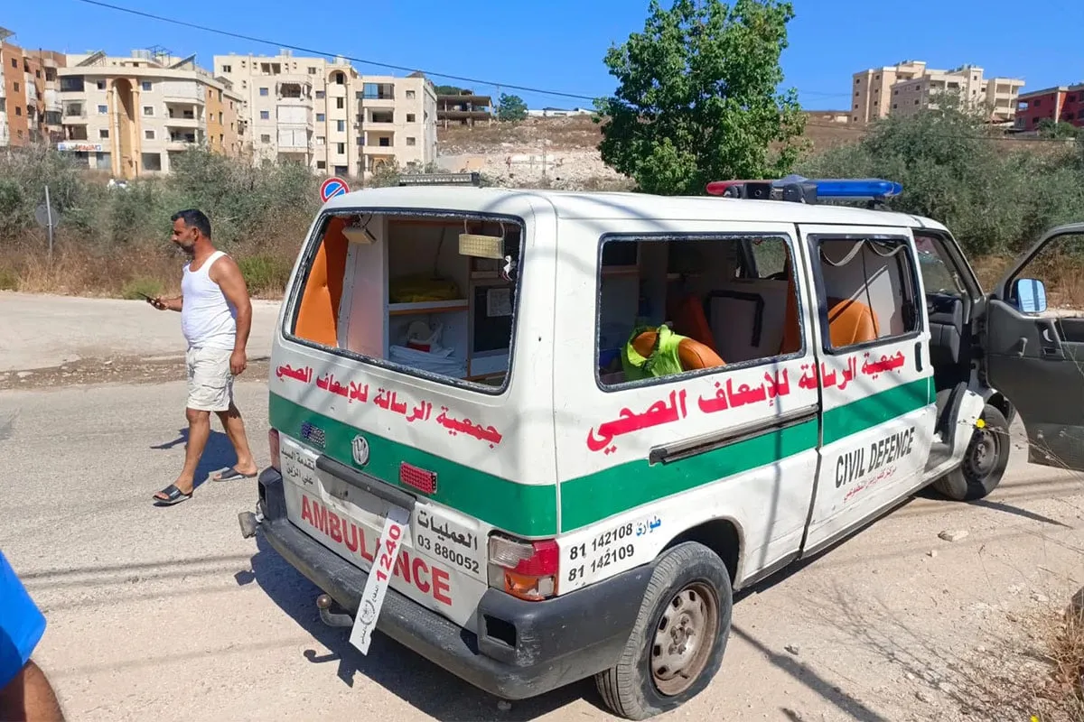 Ζημιές σε ασθενοφόρο μετά από ισραηλινό πλήγμα στον νότιο Λίβανο
