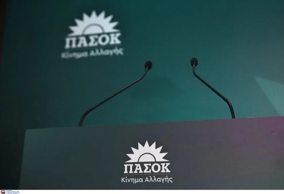 Νίκος Ανδρουλάκης και Παύλος Μαρινάκης σε πολιτική αντιπαράθεση