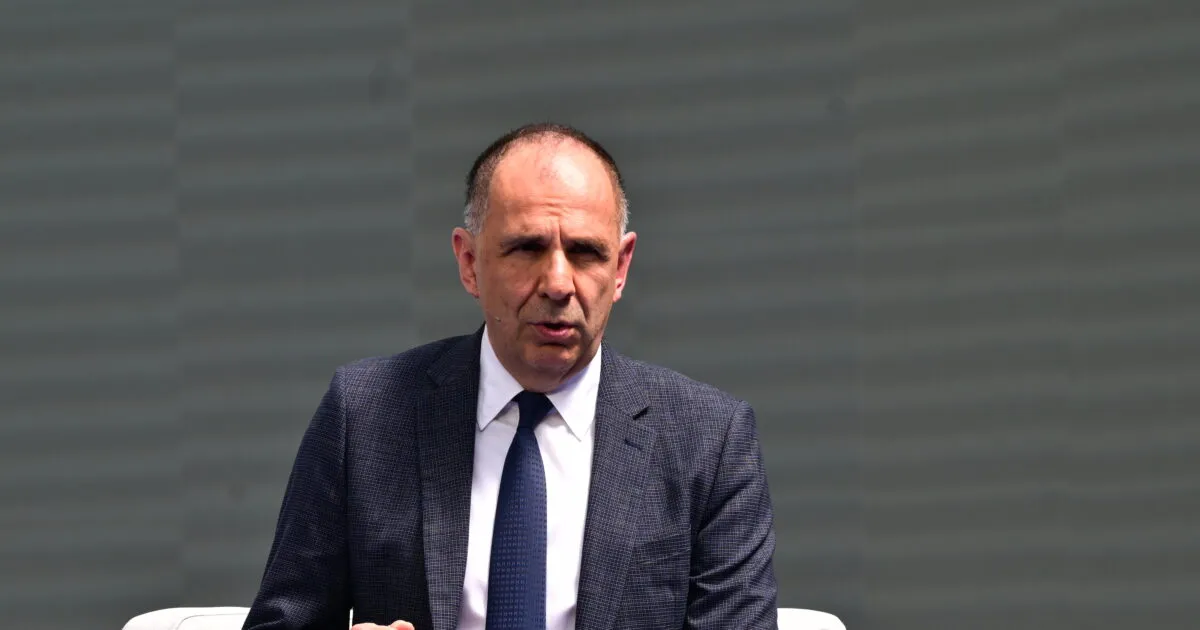 Γεραπετρίτης Αραγτσί τηλεφωνική επικοινωνία Στενά Ορμούζ