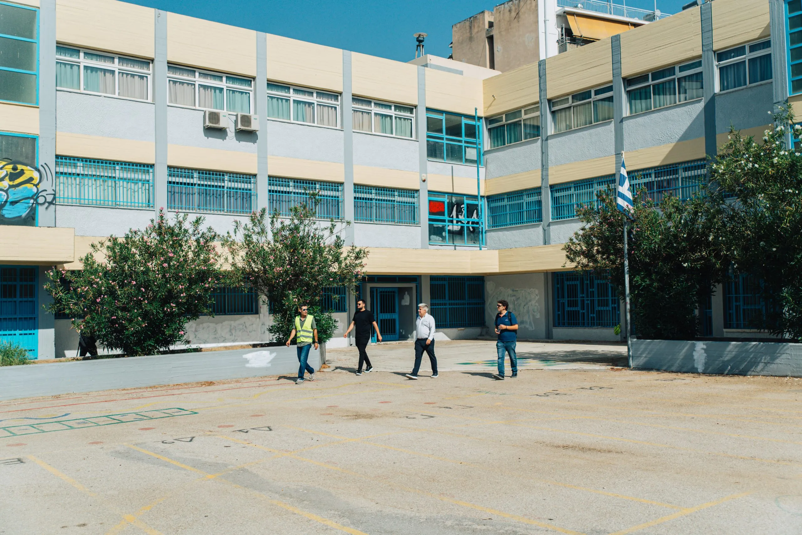 Βανάκι άμεσης επέμβασης του Μηχανικού της Γειτονιάς σε σχολείο