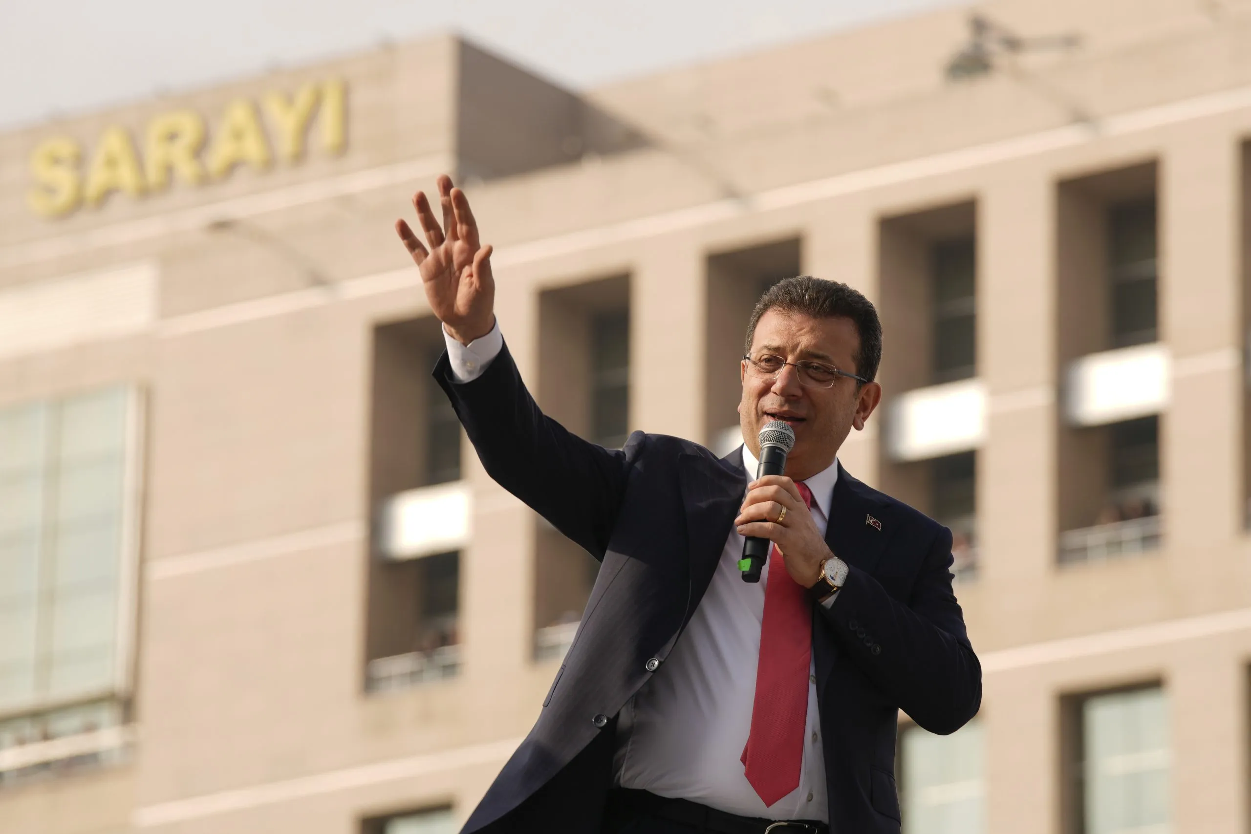Ο Εκρέμ Ιμάμογλου δήμαρχος Κωνσταντινούπολης στο Νέο Κόμμα