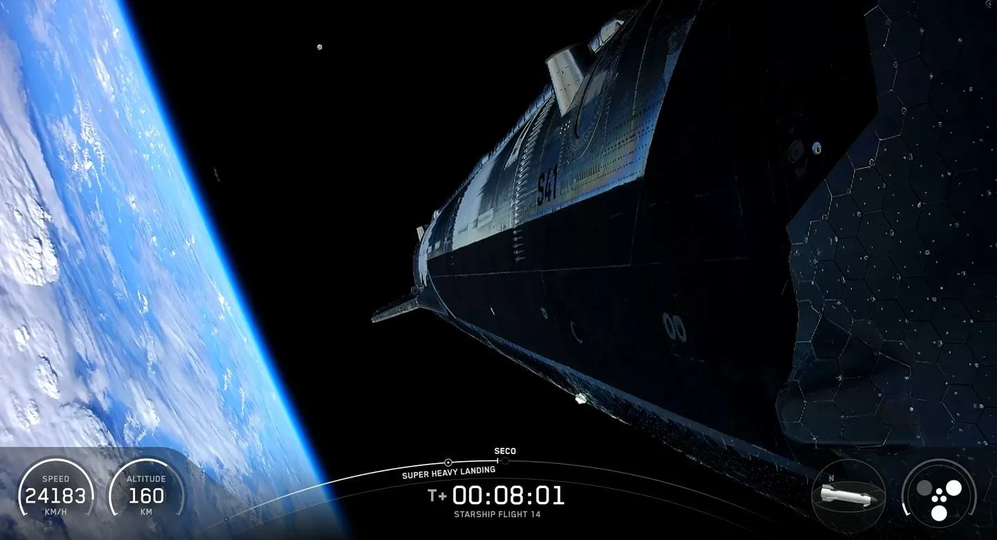 Το Starship της SpaceX εκτοξεύεται στο διάστημα