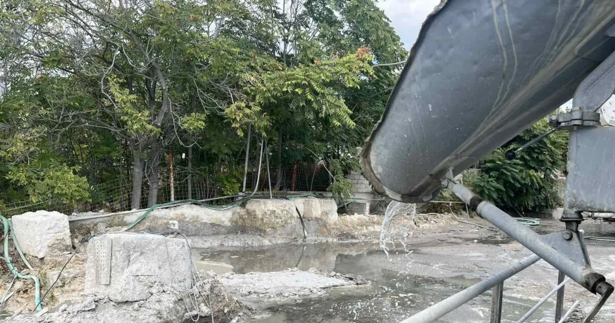 Απόβλητα καταλήγουν στον Κηφισό ποταμό στη Μεταμόρφωση