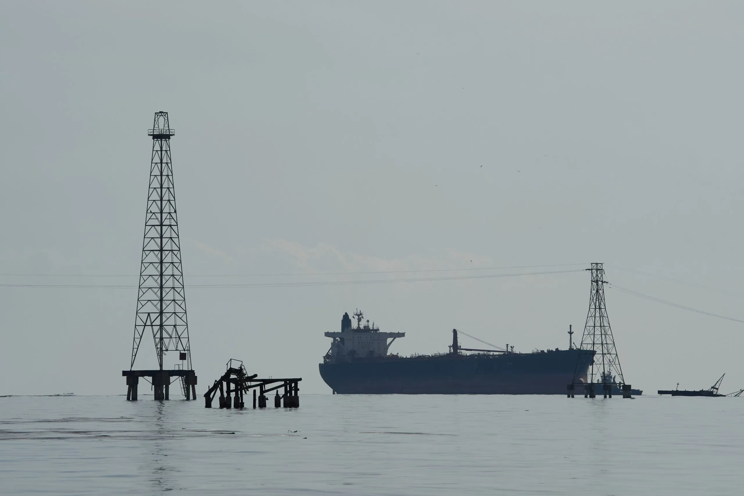 Αμερικανικό αεροπλανοφόρο σε περιπολία στον Κόλπο του Ομάν