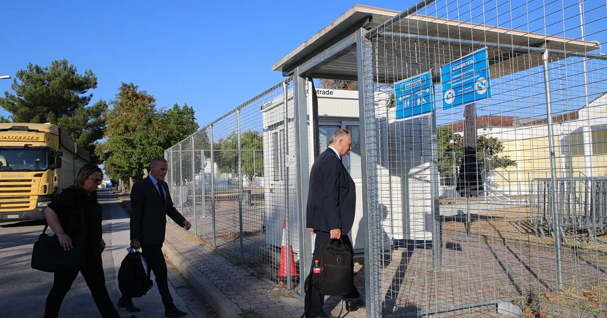 Ένταση στη δίκη για τα Τέμπη στη Λάρισα