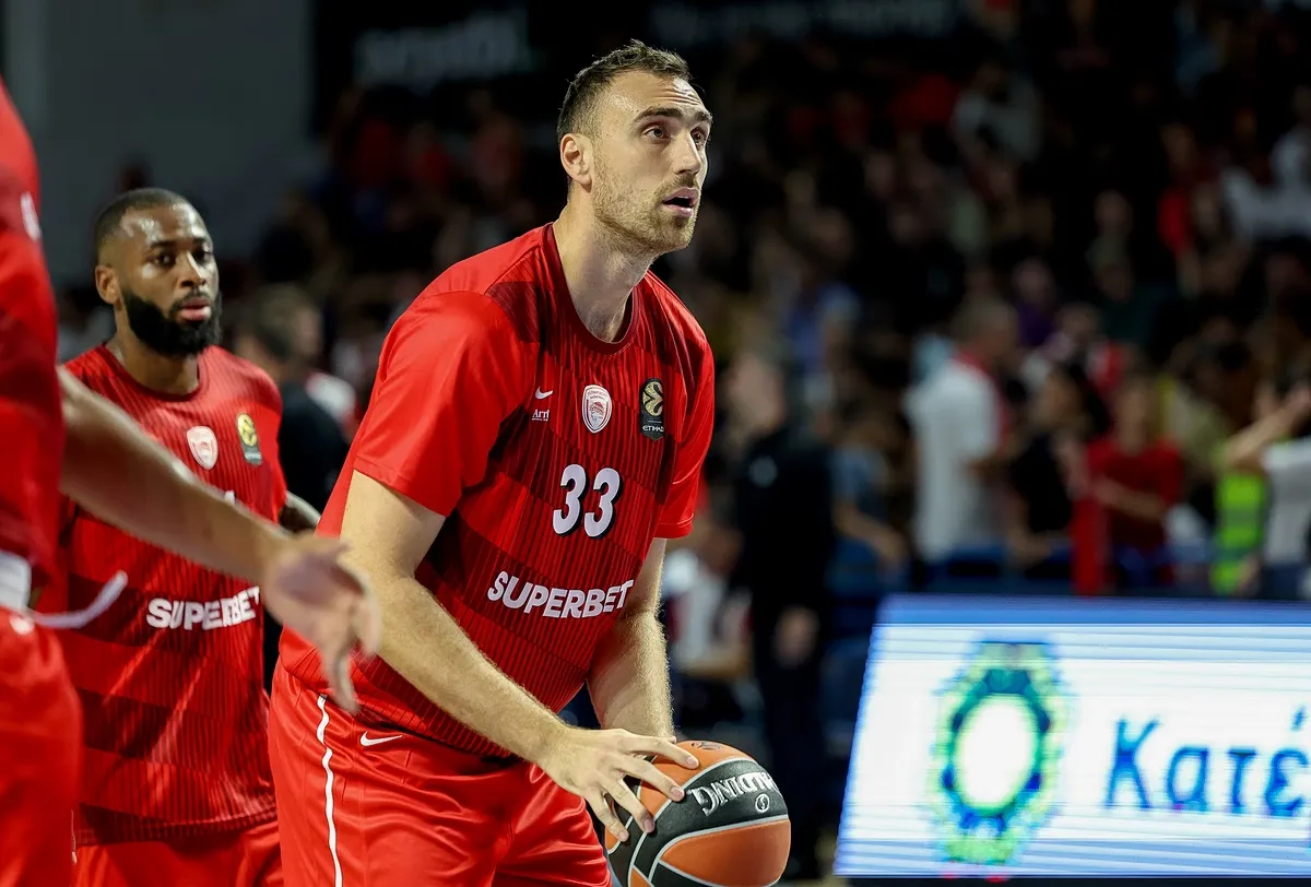 Ο Ολυμπιακός στην πρεμιέρα της Euroleague κόντρα στην Μπασκόνια