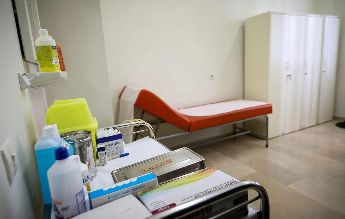 Βίλα όπου λειτουργούσε παράνομο ιατρείο μαϊμού γιατρού