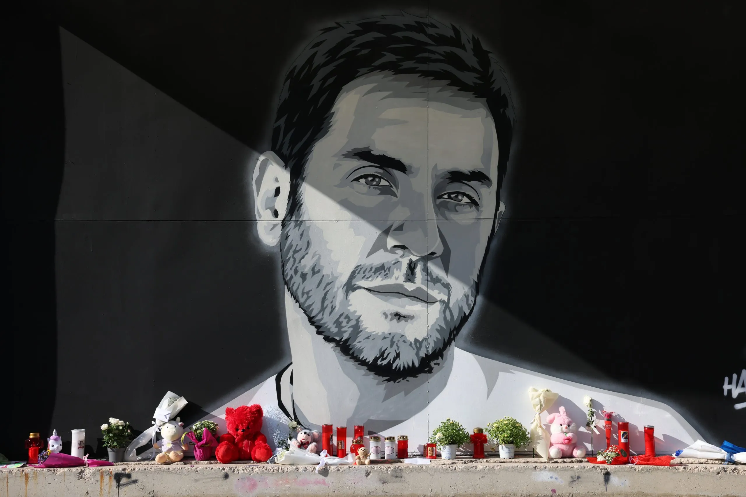 Ο Άδωνις Γεωργιάδης και ο Ηλίας Μόσιαλος σε αντιπαράθεση
