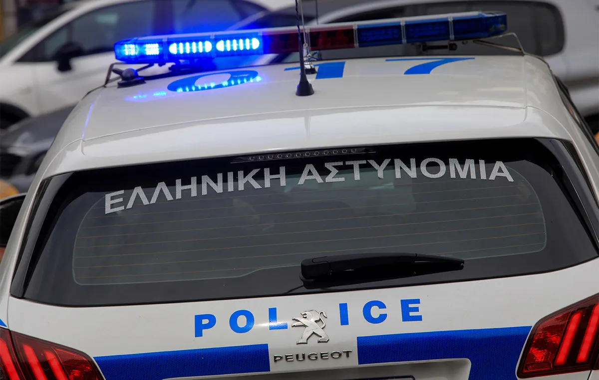 Αστυνομική επιχείρηση για κλοπές αυτοκινήτων στα Μέγαρα