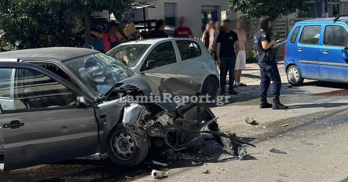 Τροχαίο ατύχημα στη Νέα Άμπλιανη Λαμίας