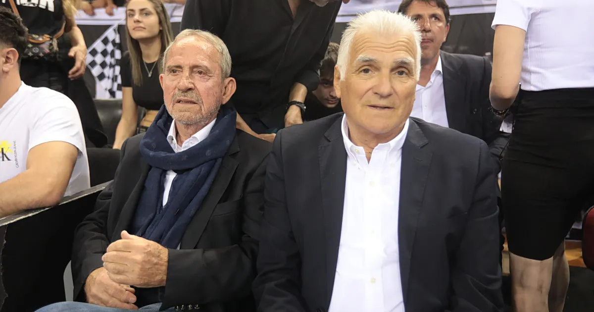 Ο προπονητής Σούλης Μαρκόπουλος στον πάγκο του ΠΑΟΚ