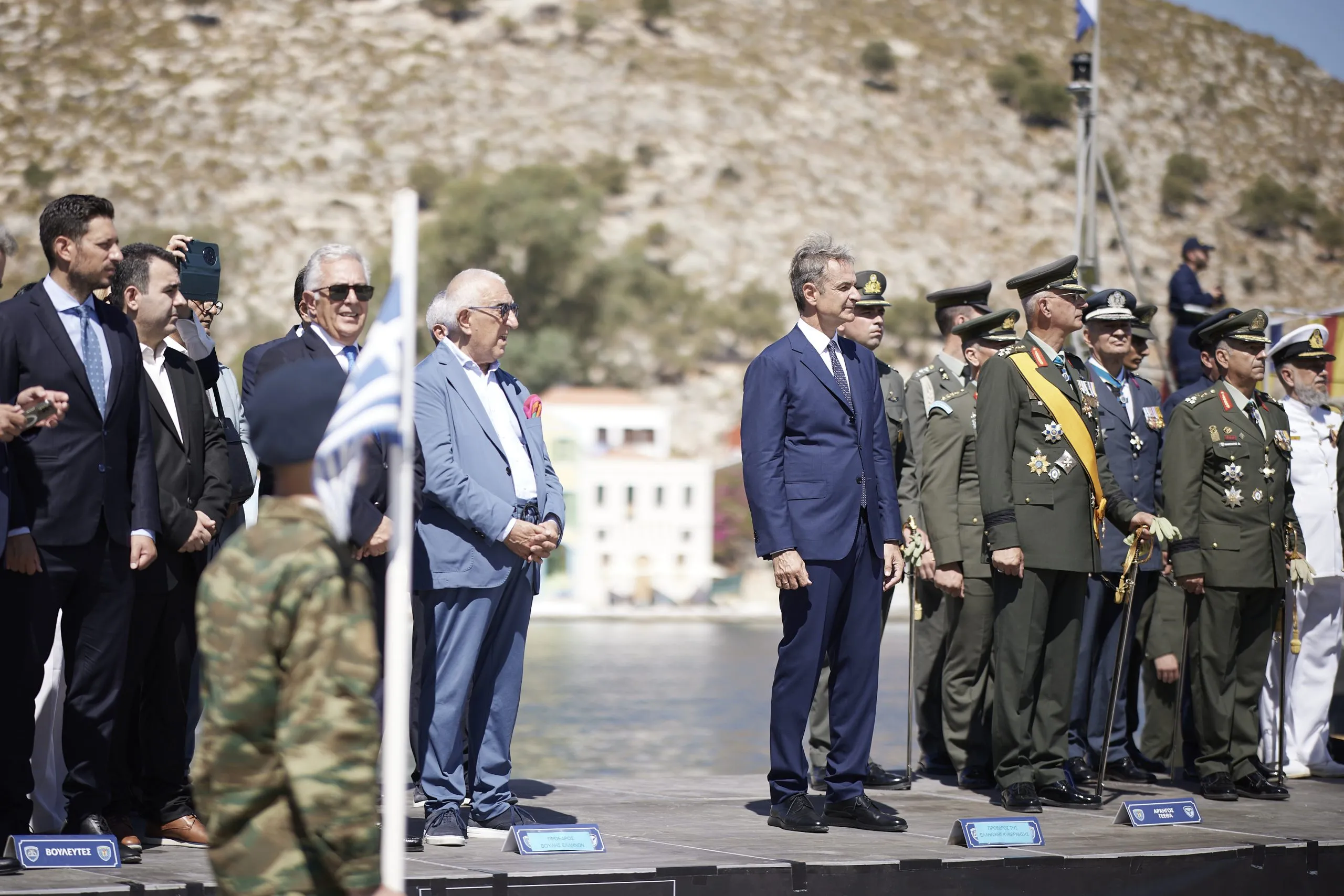 Ο Κακλαμάνης και ο Μητσοτάκης στο Καστελλόριζο