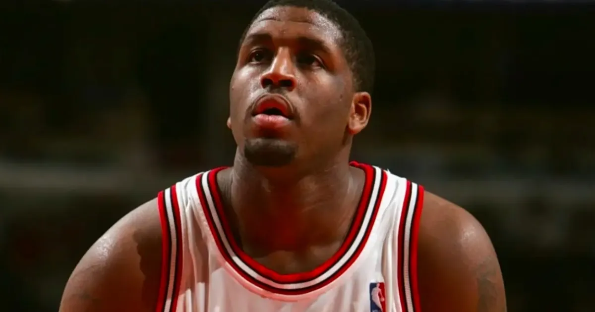 Μάικλ Σουίτνι πρώην παίκτης NBA Νικς Μπουλς