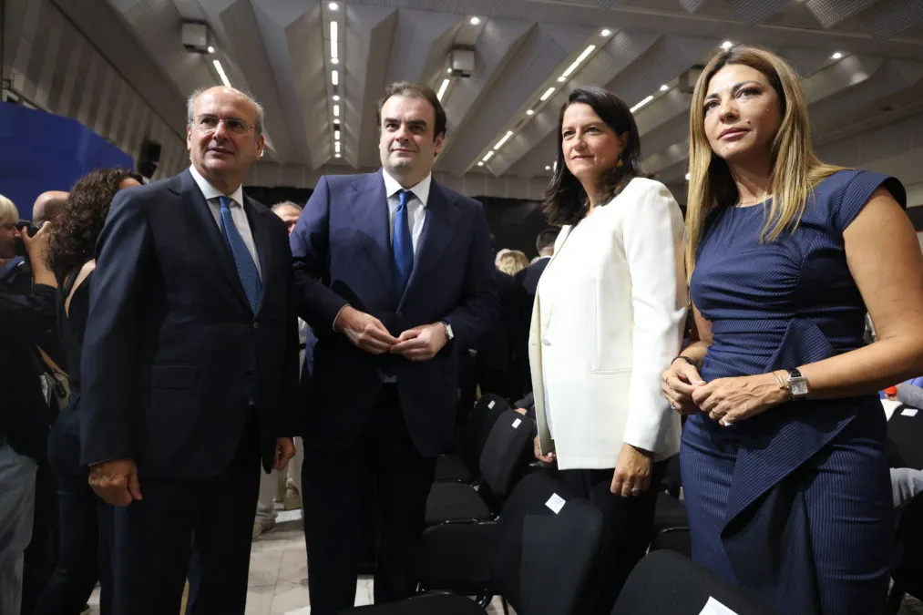 Η υπουργός Παιδείας Σοφία Ζαχαράκη στη ΔΕΘ για τους αναπληρωτές