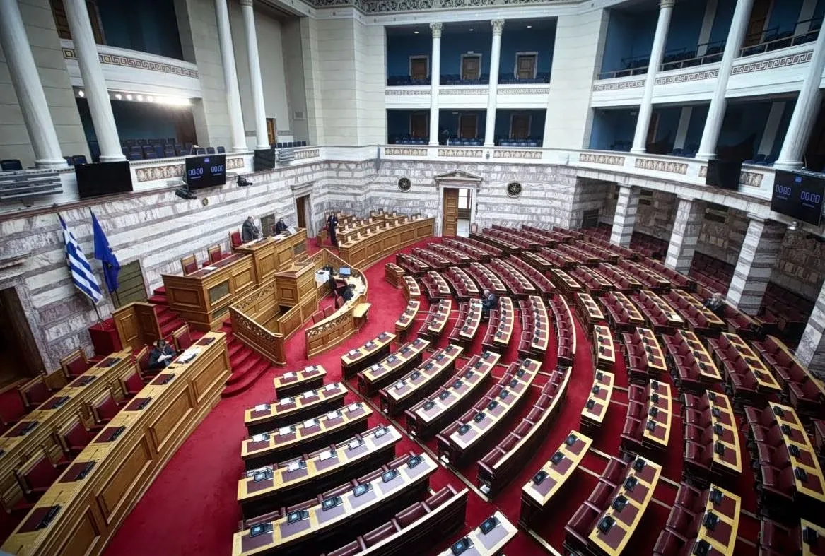 Θεοδωρικάκος και Κωνσταντοπούλου αντιπαράθεση στη Βουλή