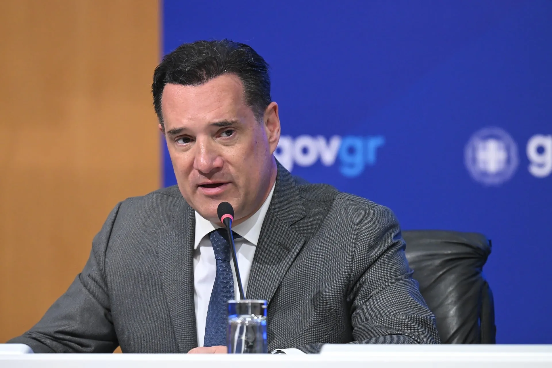 Ο Άδωνις Γεωργιάδης σε δήλωση για τις παραπλανητικές διαφημίσεις υγείας