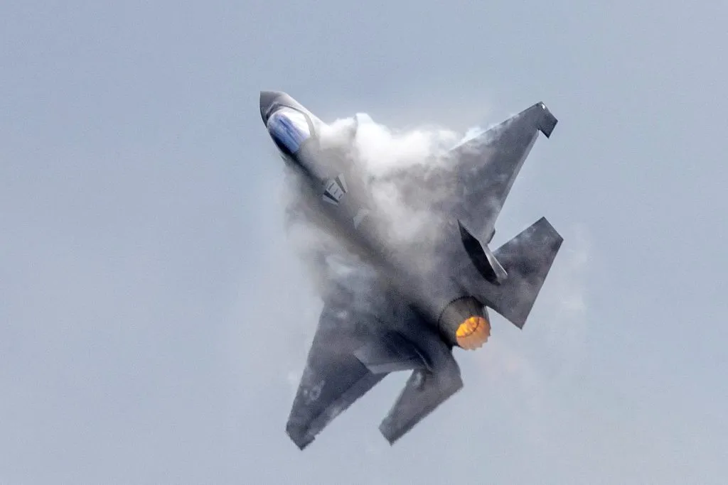 Μαχητικό αεροσκάφος F-35 της Lockheed Martin σε πτήση