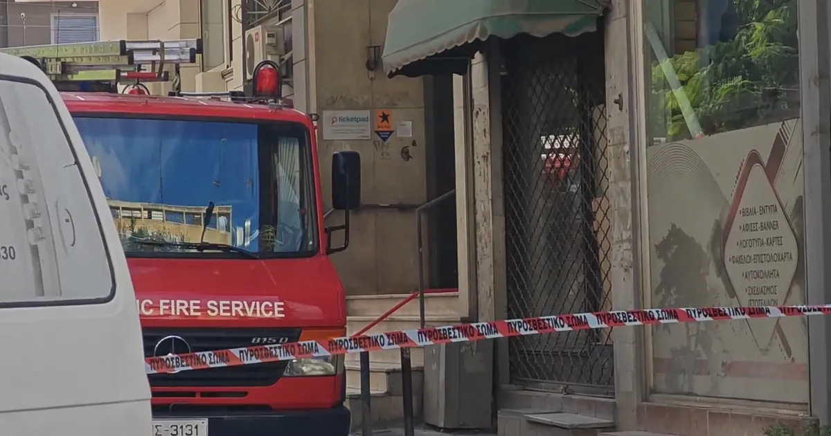 Πυροσβέστες σε διαμέρισμα με φωτιά στη Βραΐλα