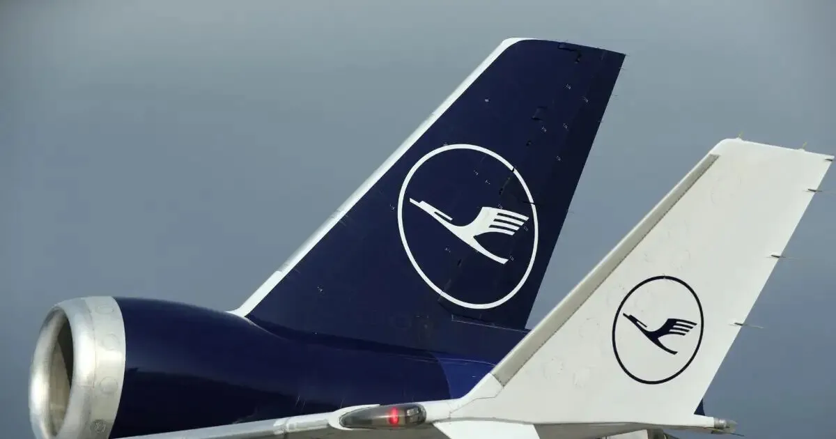 Αεροσκάφος Lufthansa Airbus A321 σε αεροδρόμιο