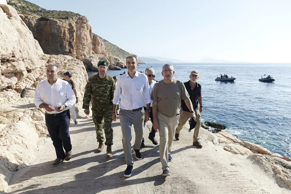 Ο Μητσοτάκης μιλάει από το Καστελόριζο