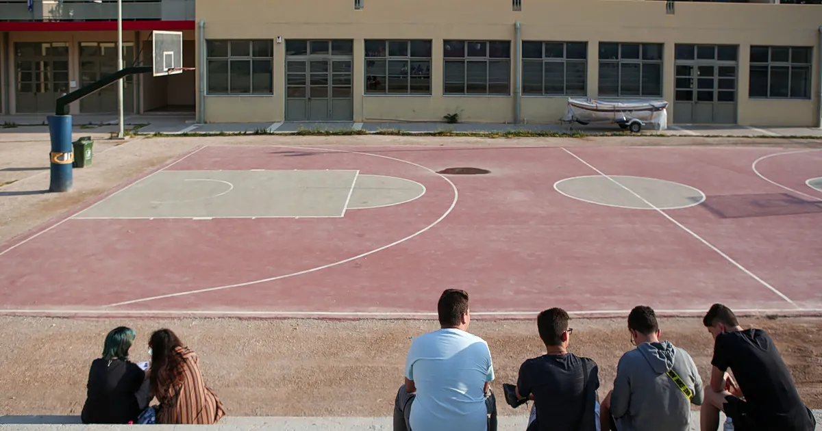Η υπουργός Παιδείας Σοφία Ζαχαράκη μιλά για το Εθνικό Απολυτήριο