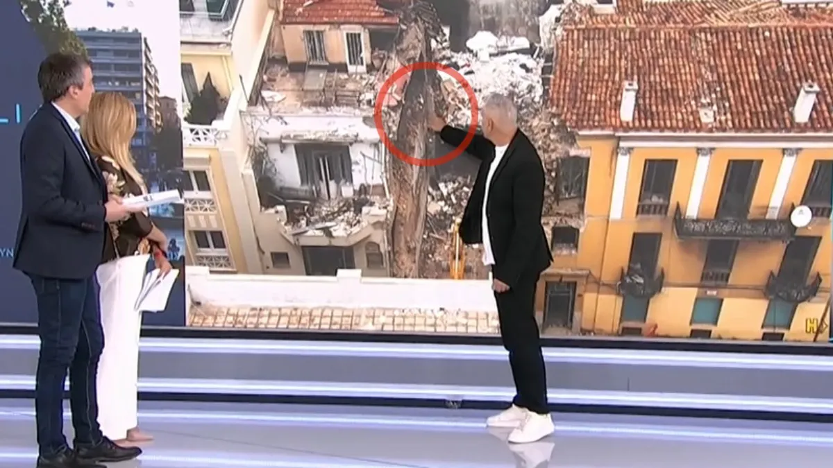 Κατεστραμμένο κτήριο στην Πλάκα μετά την έκρηξη