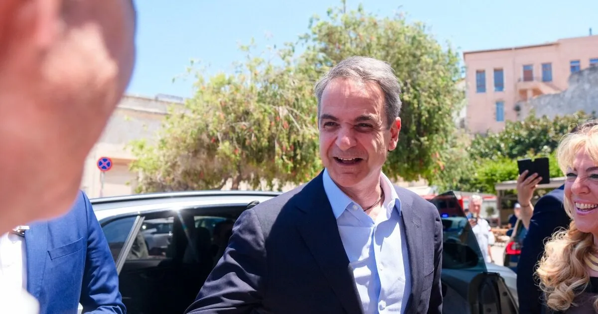Ο Μητσοτάκης στο Ειδικό Σχολείο Καισαριανής Ρόζα Ιμβριώτη