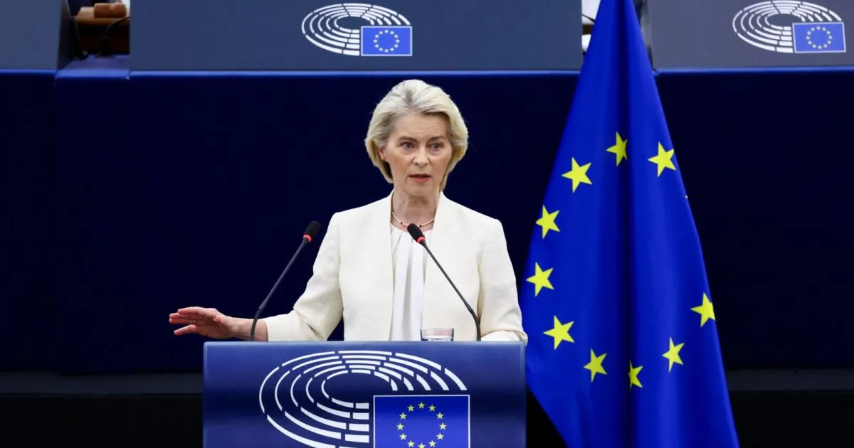 Η φον ντερ Λάιεν τιμά τους πιλότους πυρκαγιών
