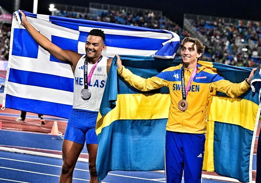 Ο Καραλής πανηγυρίζει στο Diamond League Βρυξελλών