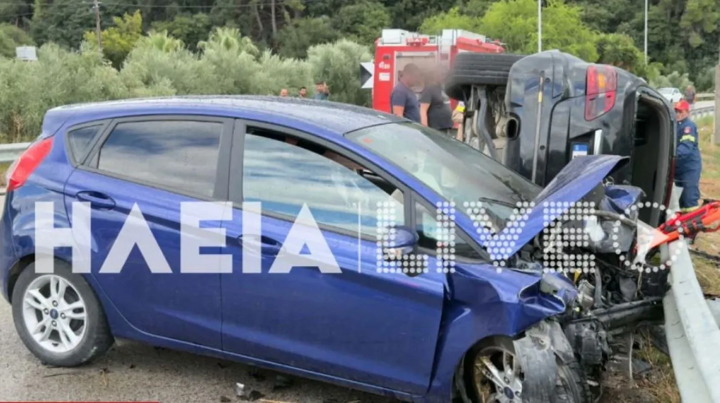 Ασθενοφόρο ΕΚΑΒ σε τροχαίο ατύχημα στην Ηλεία