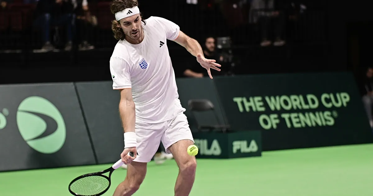 Στέφανος και Πέτρος Τσιτσιπάς στο Davis Cup Κόζιτσε