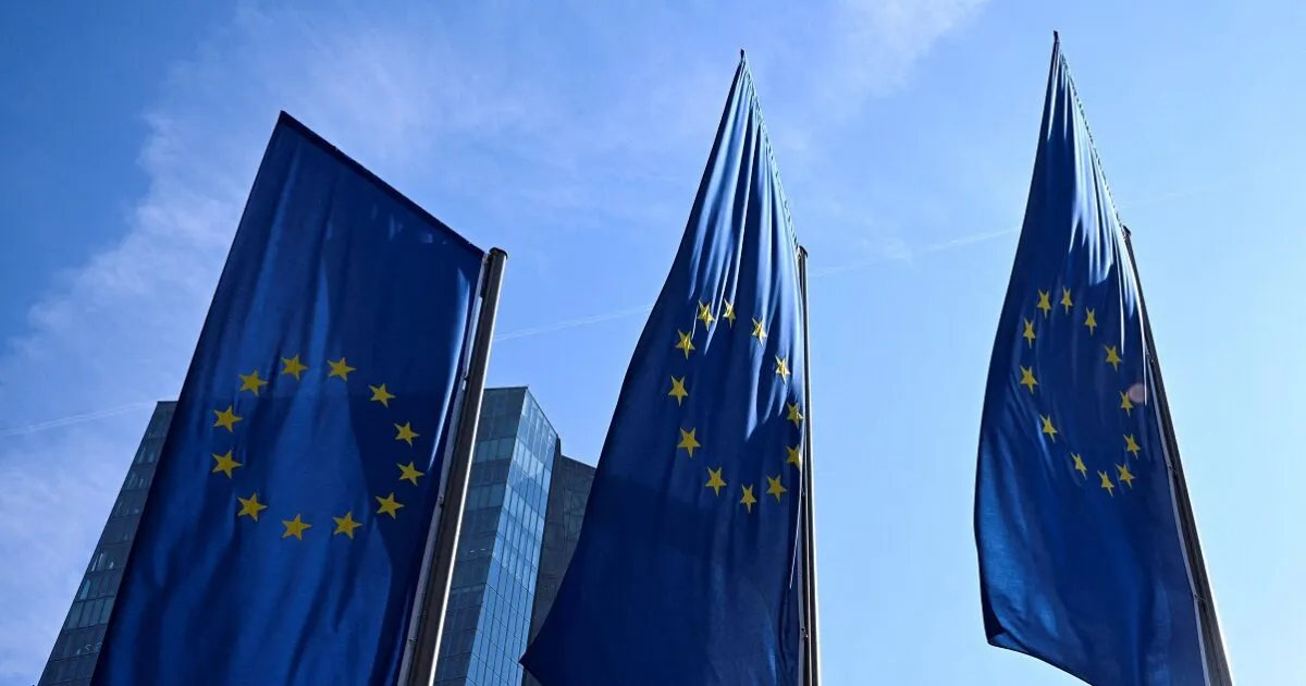 Σημαίες ΕΕ και κυρώσεις κατά της Ρωσίας