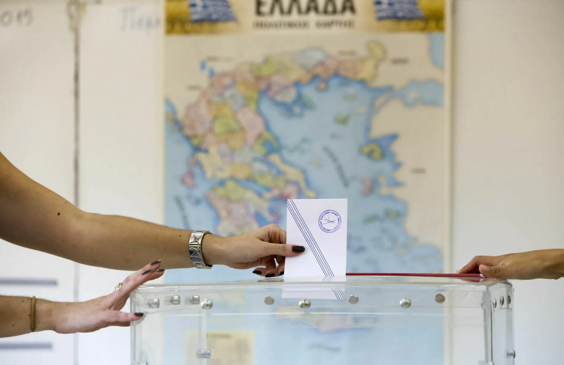 Δημοσκόπηση Interview για ΝΔ ΕΛΑΣ ΠΑΣΟΚ