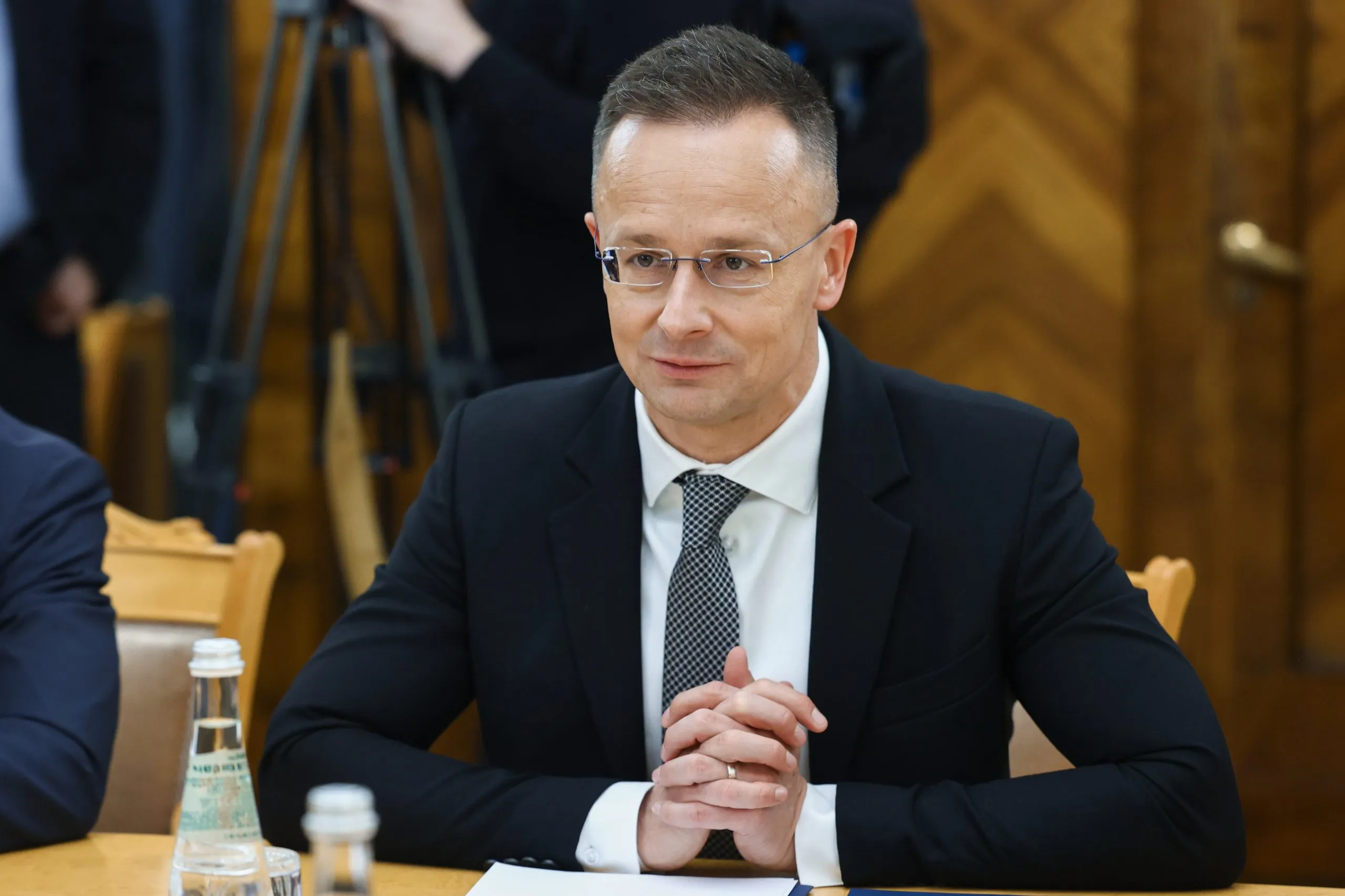 Η Ουγγαρία κατέθεσε μηνυτήρια αναφορά κατά του Σιγιάρτο
